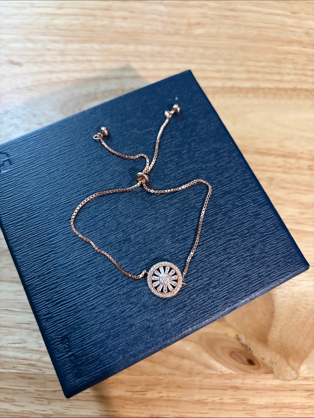 Rose Gold Sunburst bolo bracelet - Elegant Sparkle